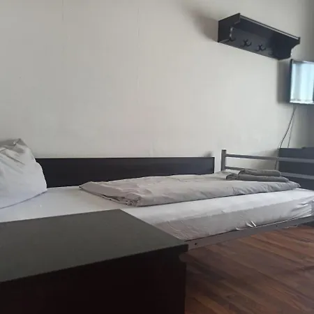 Monteurzimmer - Guest house Waldbronn