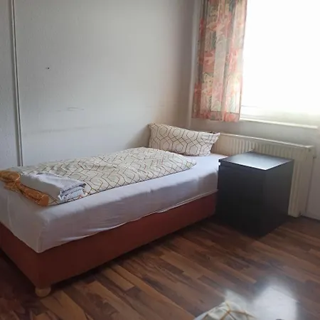 בית הארחה Monteurzimmer - *