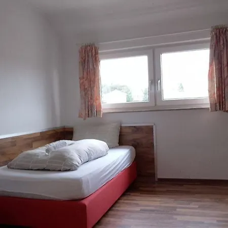 בית הארחה Monteurzimmer - וואלדברון