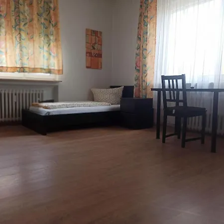 בית הארחה Monteurzimmer - וואלדברון