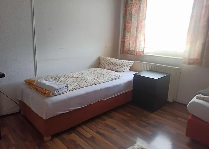 Maison d'hôtes Monteurzimmer - *