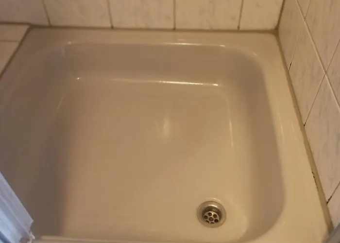 Monteurzimmer - בית הארחה *