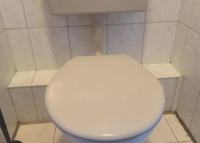 Monteurzimmer - בית הארחה וואלדברון