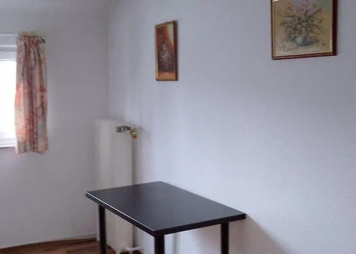 Monteurzimmer - וואלדברון