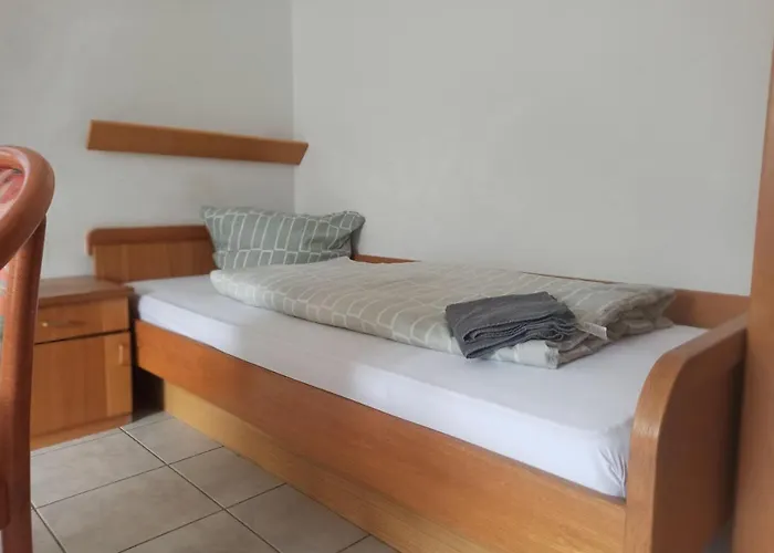 Monteurzimmer - בית הארחה